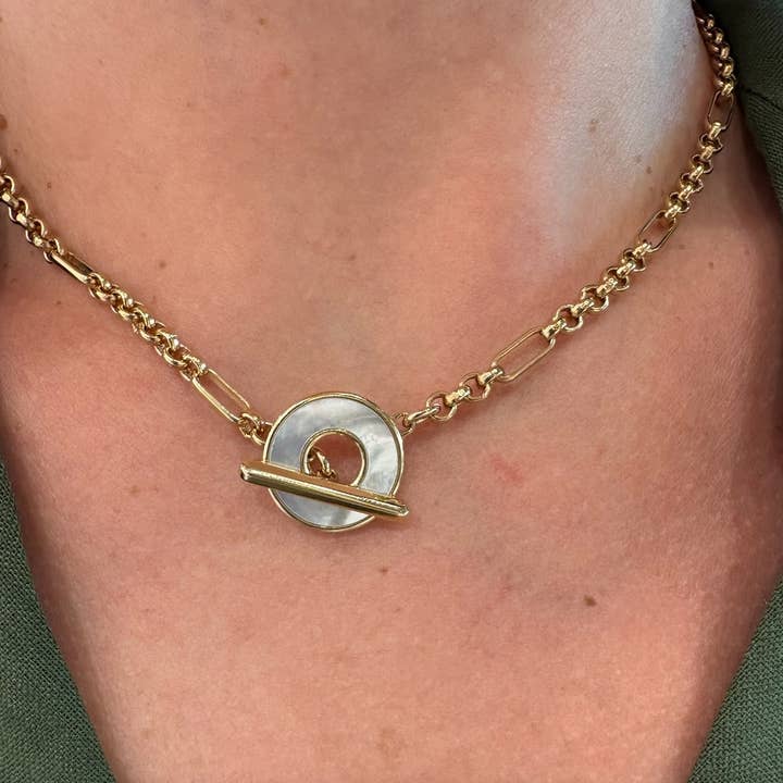 Collar Elegancia de Perlas – Arte del Detalle Femenino para venta al por mayor de Lovelyday bijoux