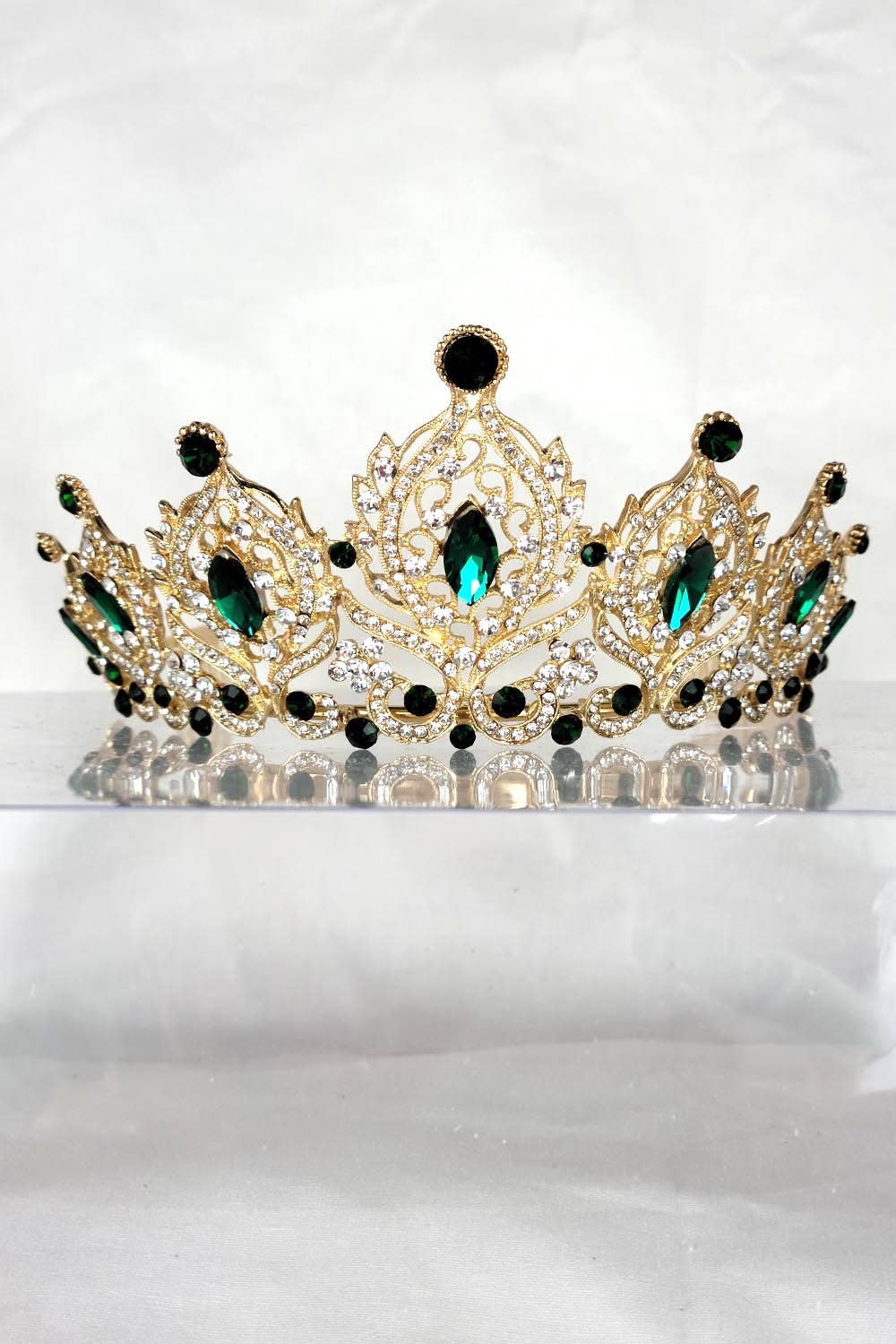 Chicas - Wholesale Tiara - Women's - One Size Fits All Tiara With Jewels HT9332