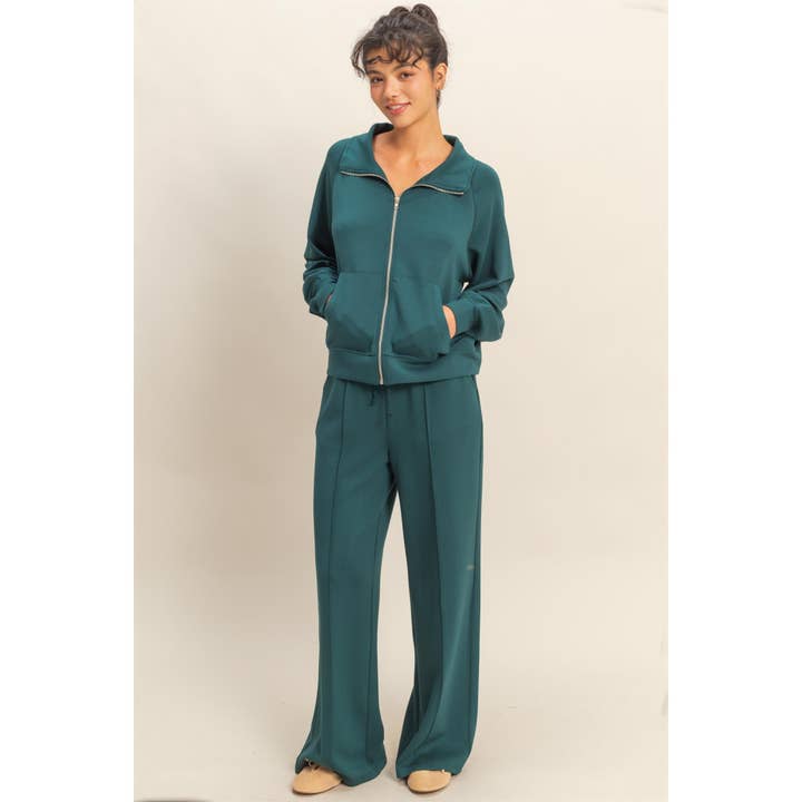 HYFVE - Wholesale Jacket - Women's - Double Knit High Neck Long Sleeve Zippered Jacket25