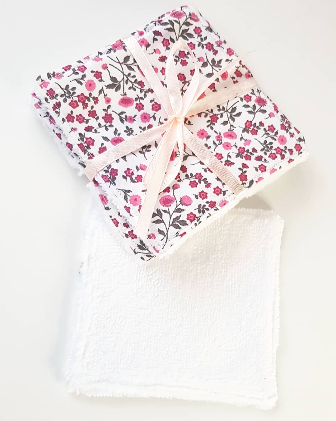 Couture de Sakina - Wholesale Makeup Remover - Washable makeup remover wipes4