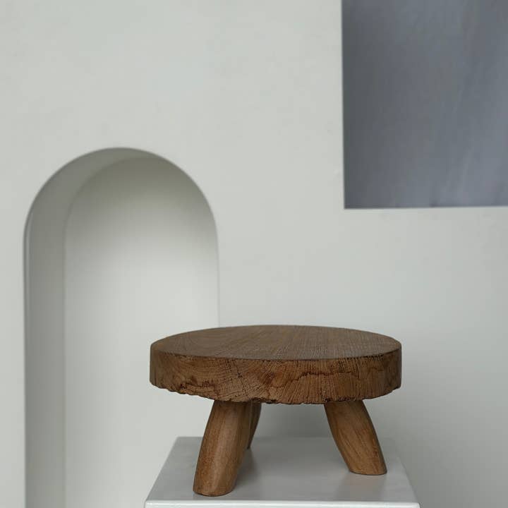 Office Objets - Wholesale Stool - Small low three-legged stool in upcycled blond teak D:30 H:1568