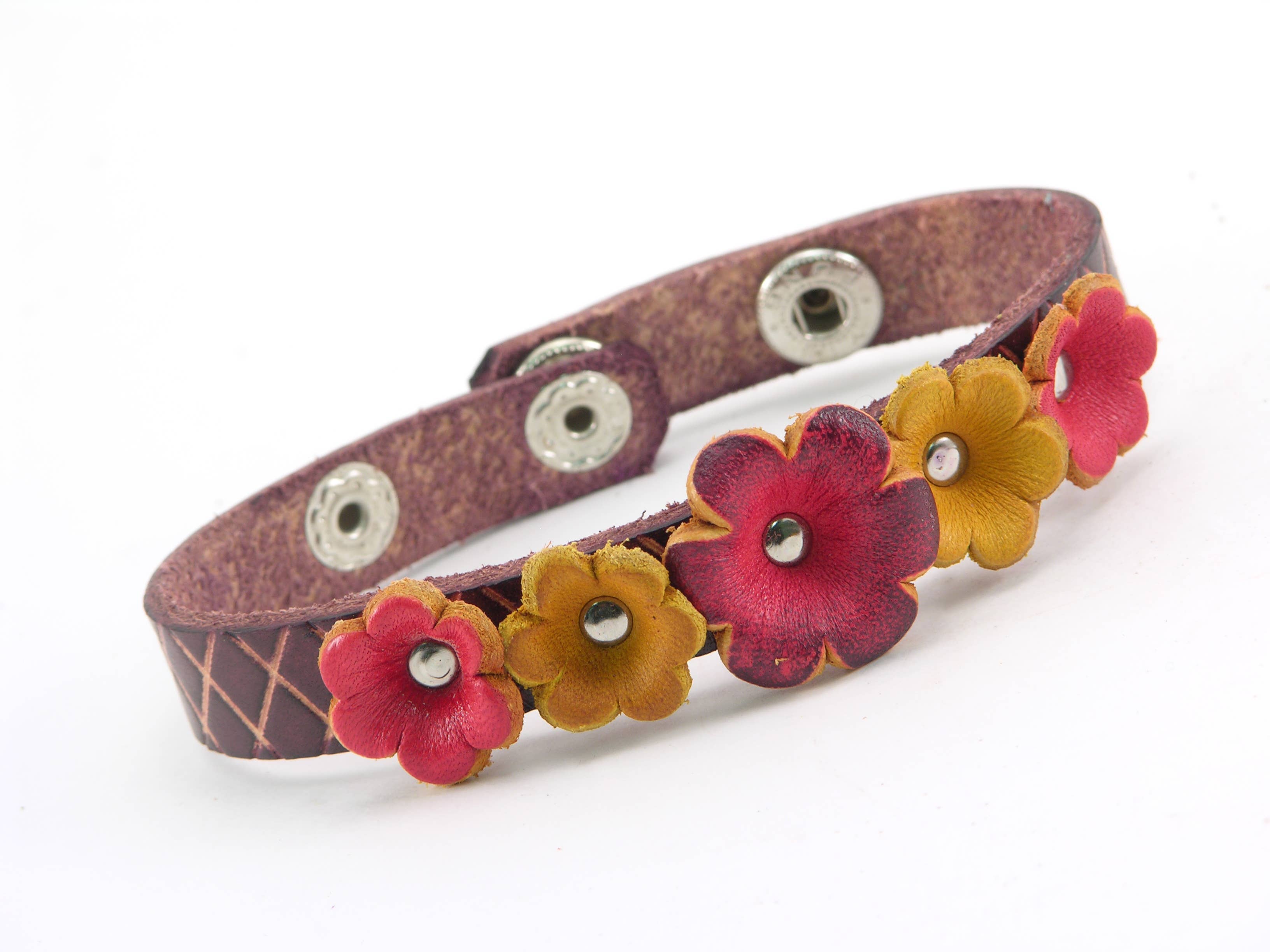 Sunflower Handmade leather inc - Wholesale Bangle Bracelet - Handmade Leather Flower Bracelet - BR016