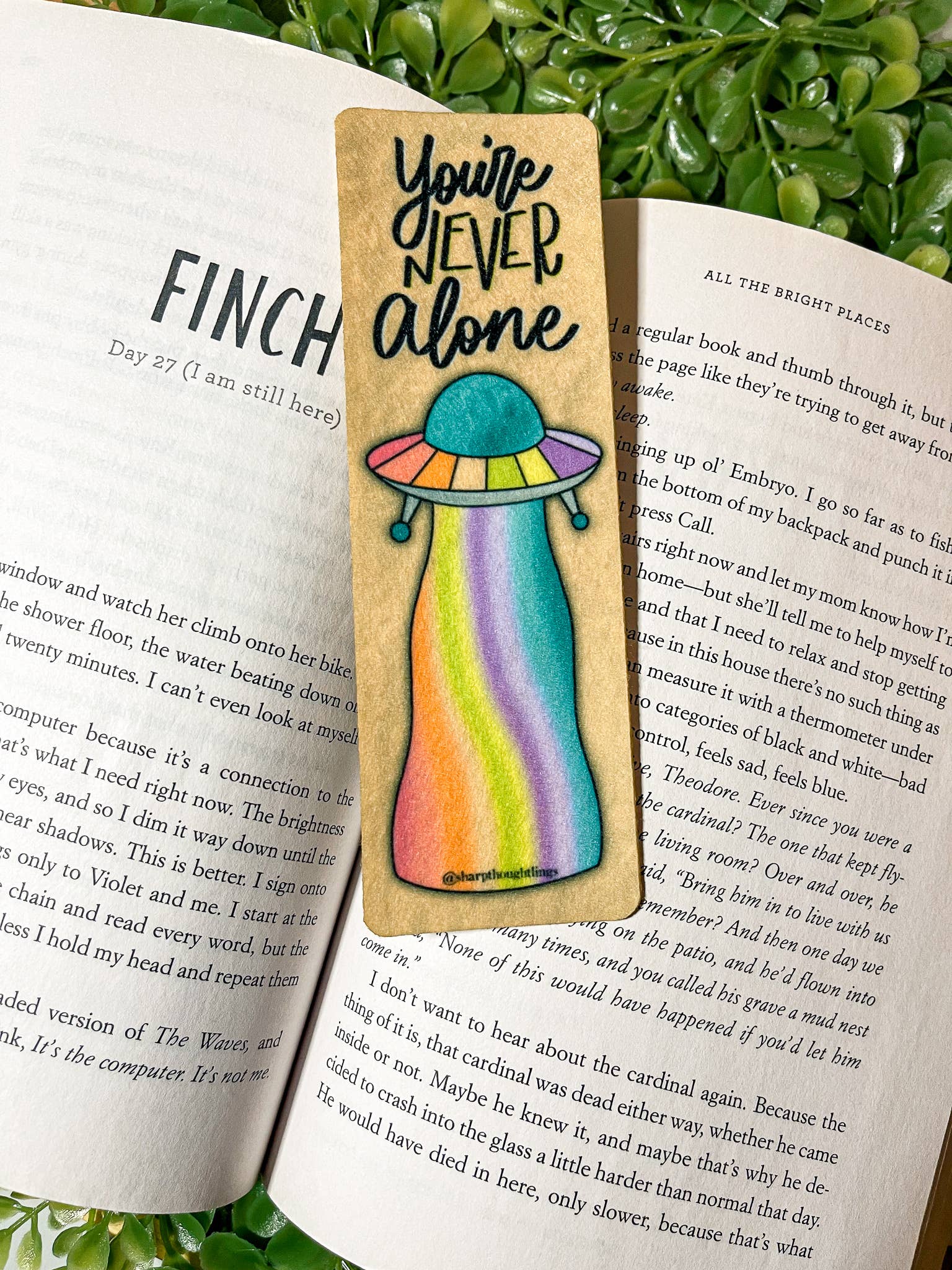 Sharp Thoughtlings – Großhandel Lesezeichen – Du bist nie allein UFO Filz Lesezeichen1