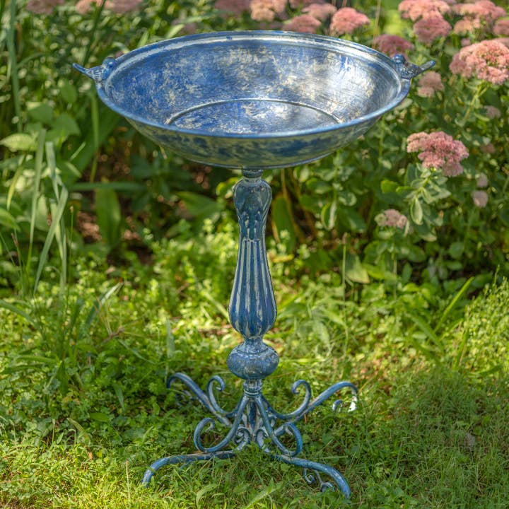 Zaer Ltd. International - Wholesale Bird Bath - Pedestal Birdbath with Little Bird Detail - 3 Options9