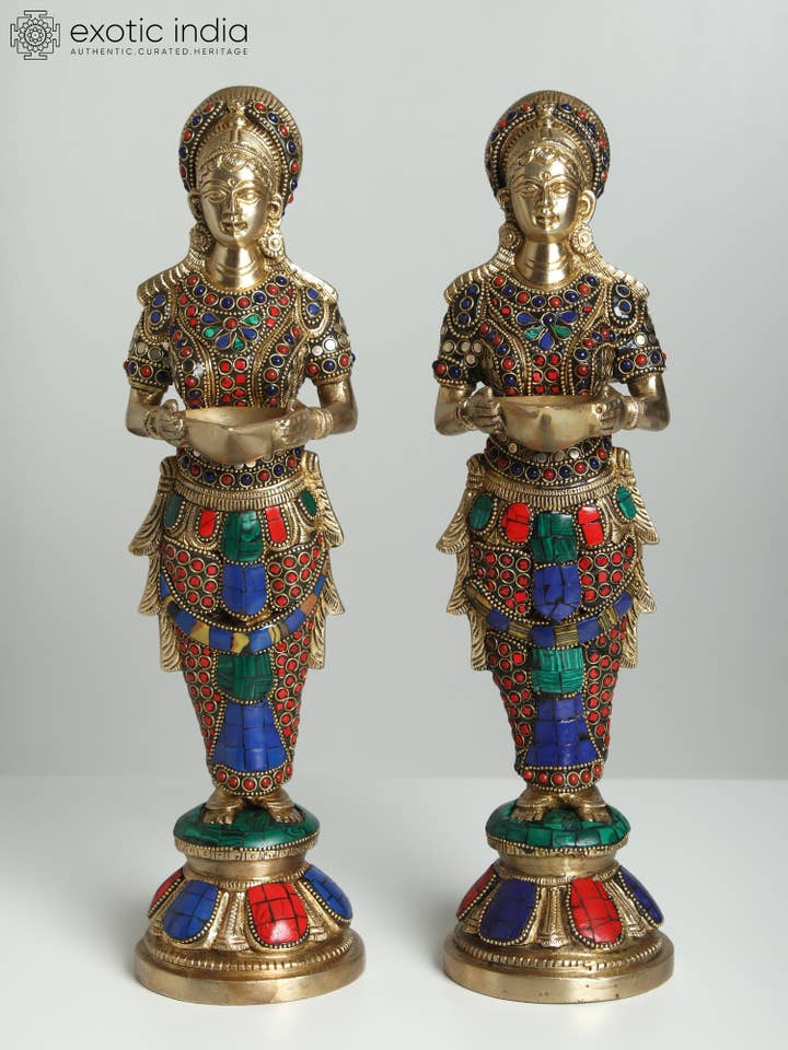 Par de estatuas de latón profundo de Lakshmi de 14 pulgadas con incrustaciones para venta al por mayor de Exotic India Art