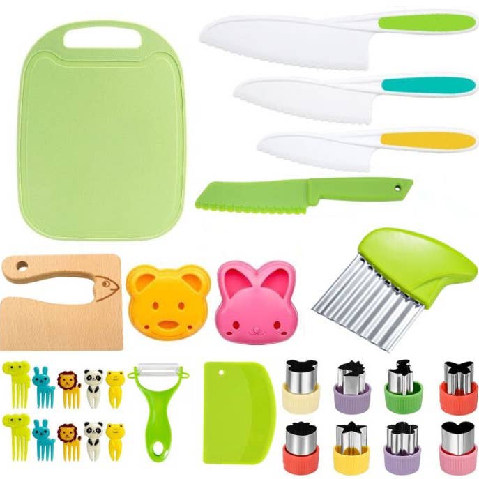Clever Monsters - Wholesale Toy Set - Kids - Kids knife set for real cooking (29 pcs)
