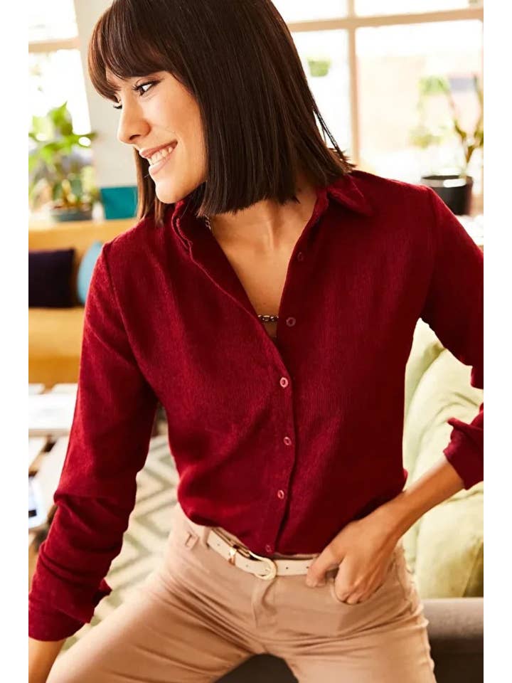 Hoxton Gal – wholesale Buttoned-down shirt – Women's – Fine Ribbed Corduroy Shirt24