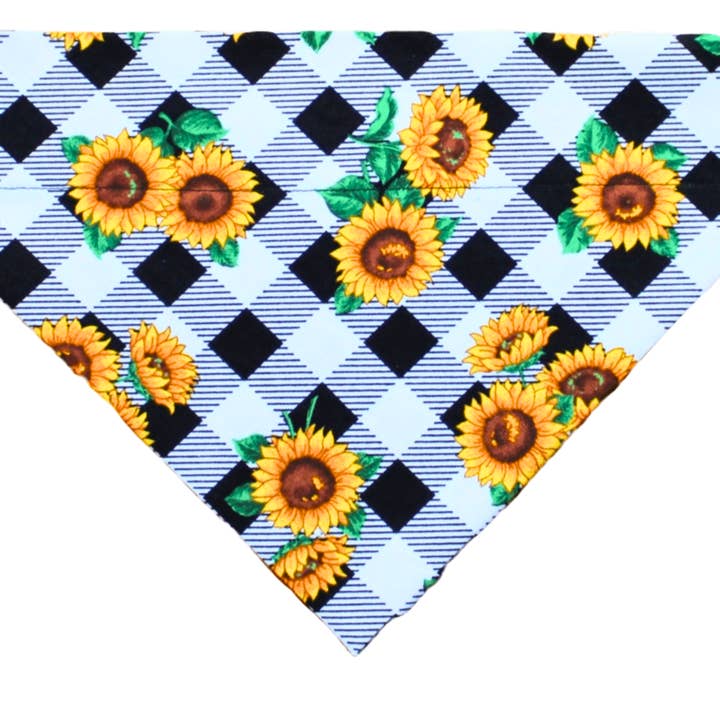 Solsikkemark Kæledyrsbandana for engroshandel hos Mutty Mornings