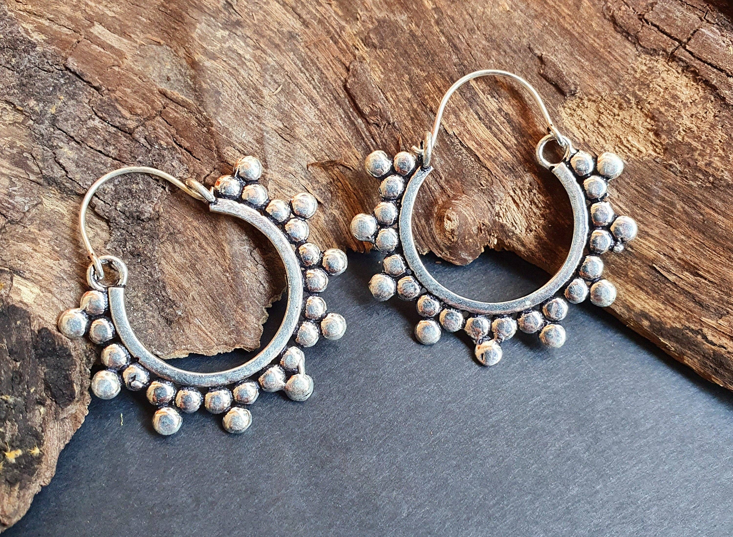 Kaali Boutique – wholesale Hoop earrings – Gypsy Flower Silver Hoop Earrings; Ethnic, Geometric, Rustic, Yoga, Hippie, Gypsy, Pretty, Psy, Boho, Bohemian, Festival1
