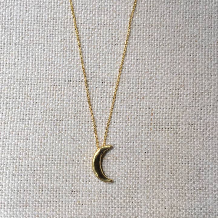 Collier Minuscule Croissant pour la vente par Liesl Pawliw Handmade Jewelry