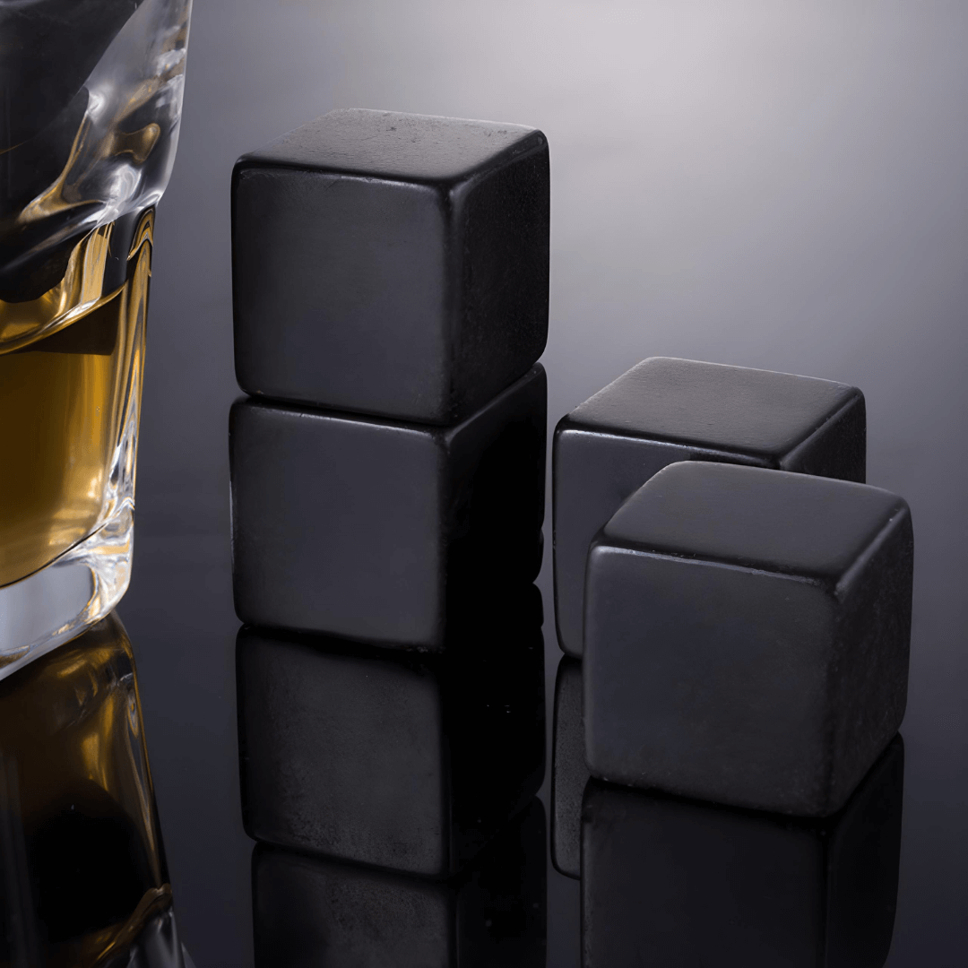 TsukiGlass – wholesale Drink chilling cubes – 9 WHISKY ICE STONES2