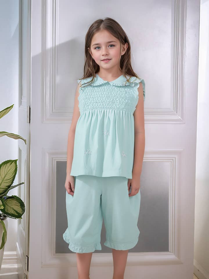 Conjunto de Top Sin Mangas con Nido de Abeja Geométrico en Menta y Pantalones con Volantes para venta al por mayor de Hello Bebes!