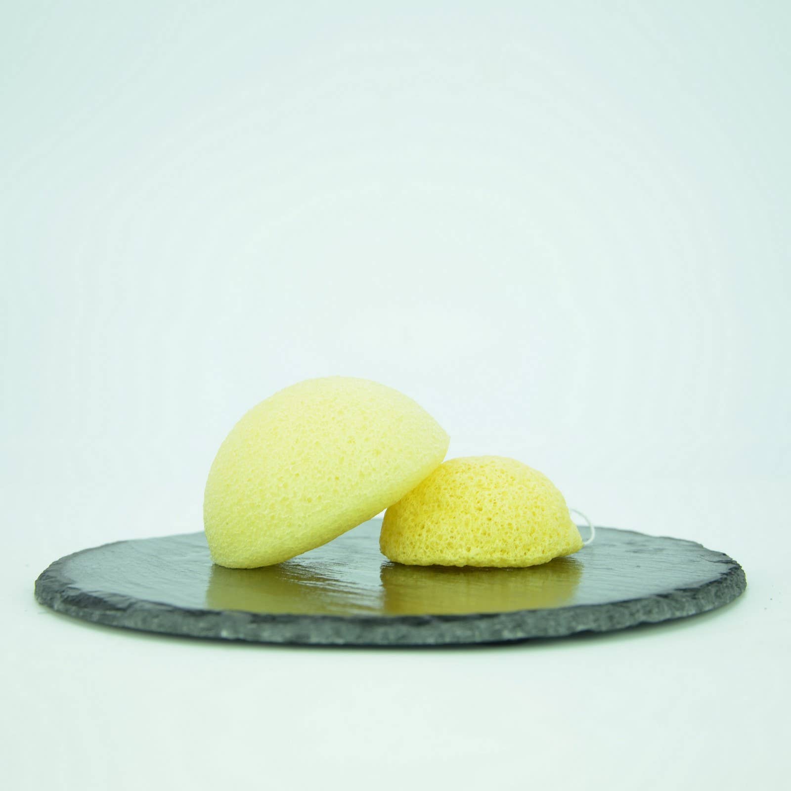 Zen'Arôme – Engroshandel Ansigtsrens – Konjac Svamp med Citron til Ansigtet - Løs uden emballage4