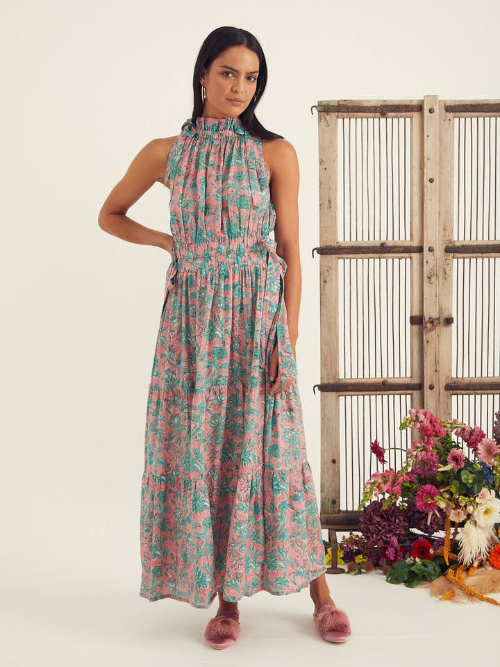 Kopal – Großhandel Kleid – Damen – HEERA KLEID - ROSAFARBENER DSCHUNGEL-PRINT