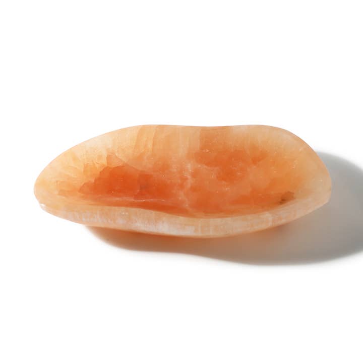 Bol en sélénite orange - Forme libre 10" pour la vente par Stonebridge Imports
