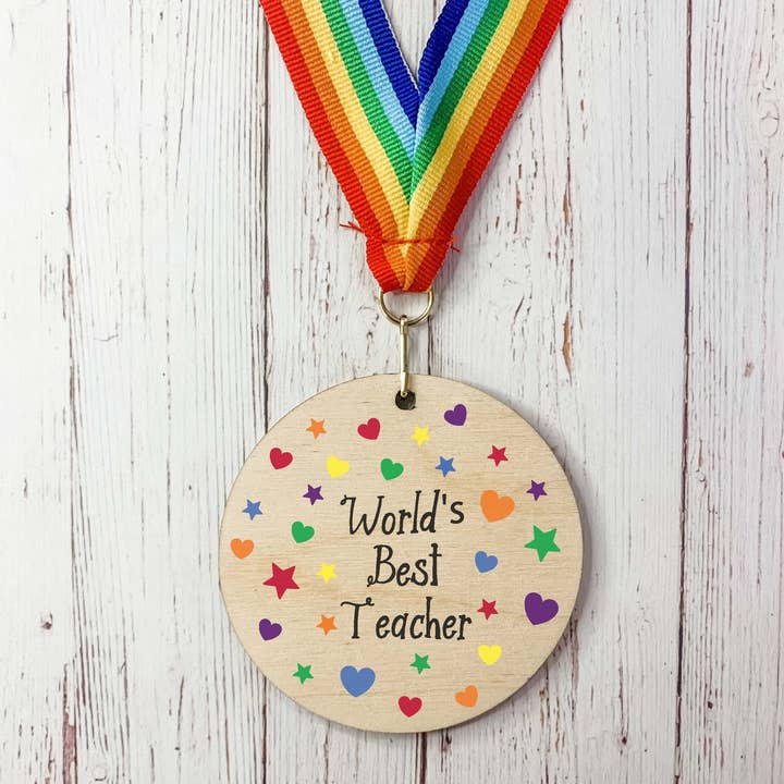 Medaglia in legno stampata World's Best Teacher per la vendita all'ingrosso da parte di Dios Designs