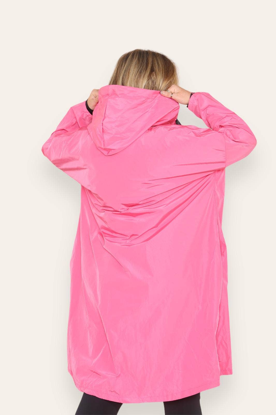 Miss Bold - Wholesale Raincoat - Women's - Oversized Hooded Rain Mac15