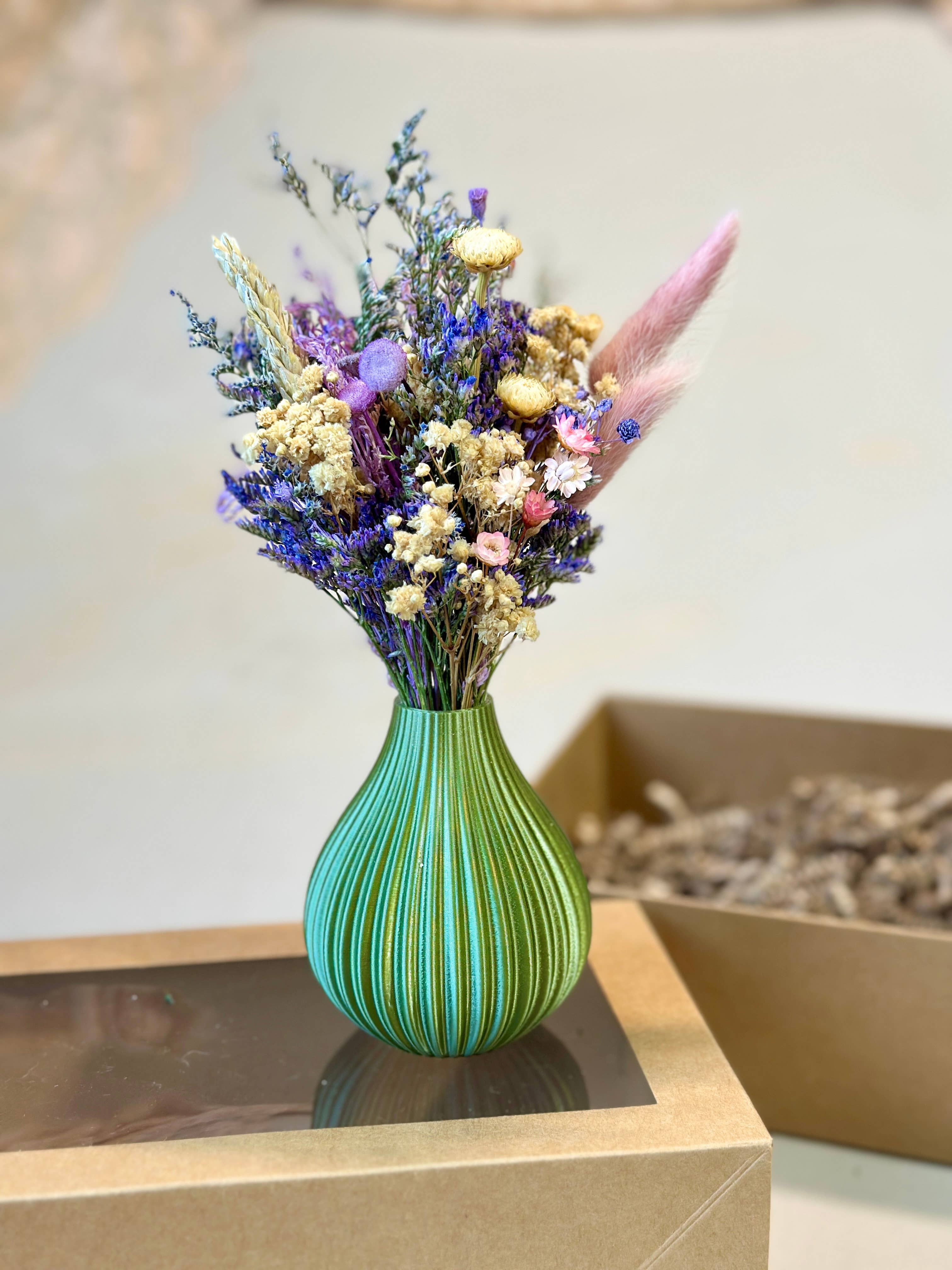 The Gardeners Wife - Wholesale Vase -  Bouquet in a Box — Dried Floral Bouquet + Vase Gift Set 32