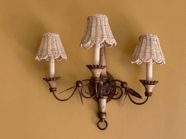 Maison Maison Design - Wholesale Sconce - Sconce Rattan Lampshades (Scalloped in Ivory)