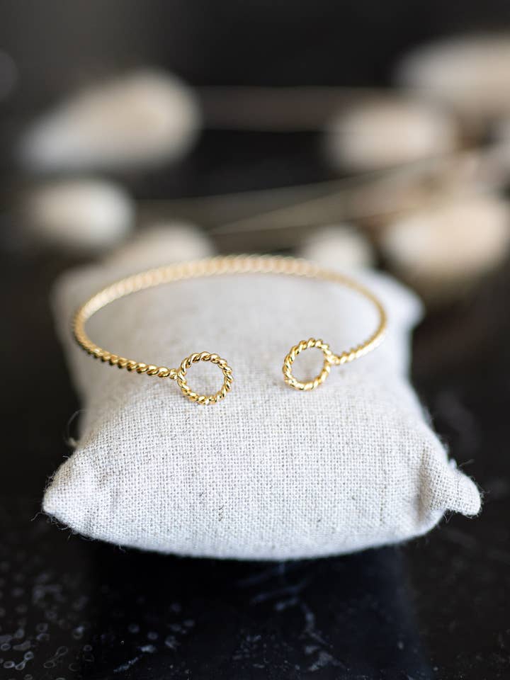 Cabestan bangle bracelet for wholesale by Sissi100fils Bijoux