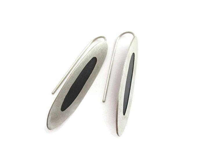 Kimya Joyas - Wholesale Dangle Earrings - Asymmetrical Silver Dangle Earrings3