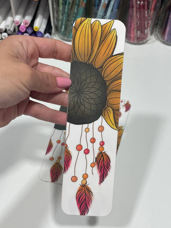 MARCADOR - «ATRAPASUEÑOS CON FORMA DE GIRASOL» para venta al por mayor de KossHart