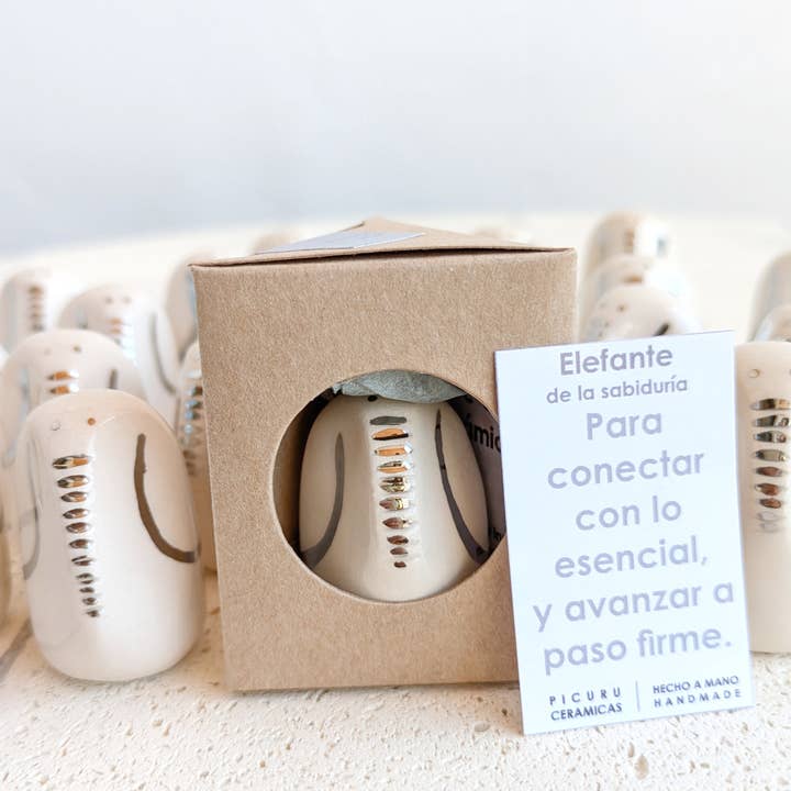 Picuru ceramicas - Wholesale Decorative Figurine - Amulet Elephant of Wisdom "Platinum" 5 languages1