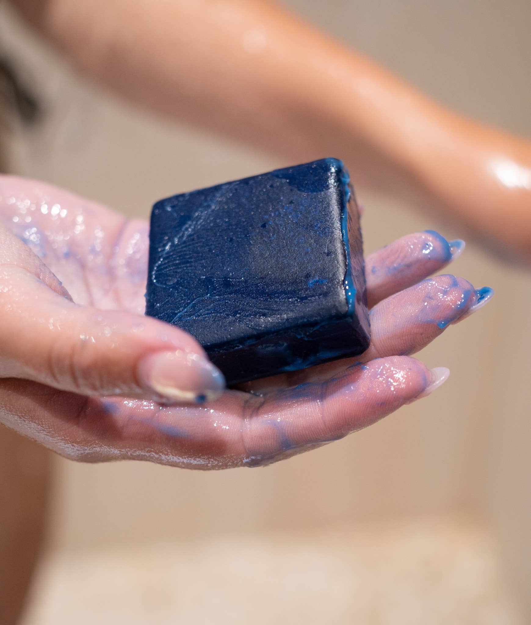 Green Room - Wholesale Hair Conditioner - BLUE Silk Conditioner Bar8