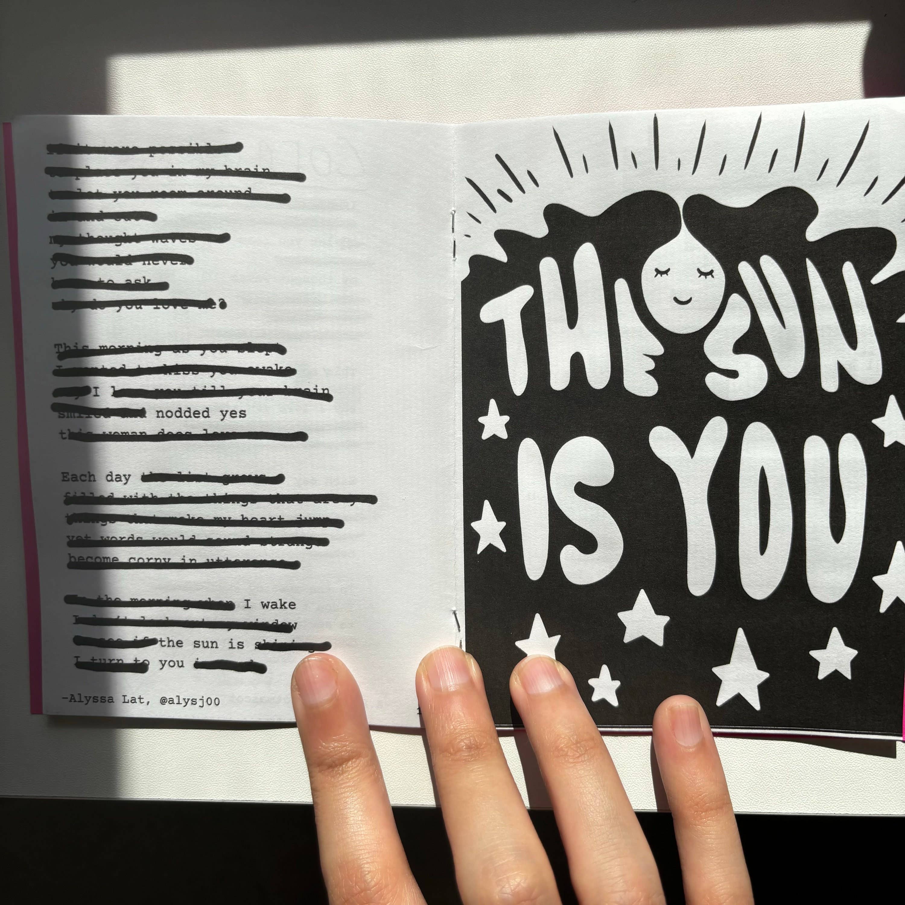 UNFOLDZinesandArt - Vente Livre sur l'artisanat, les loisirs créatifs et le bricolage - Zine de poésie à trou sapphique : Ce qui fait battre mon cœur2