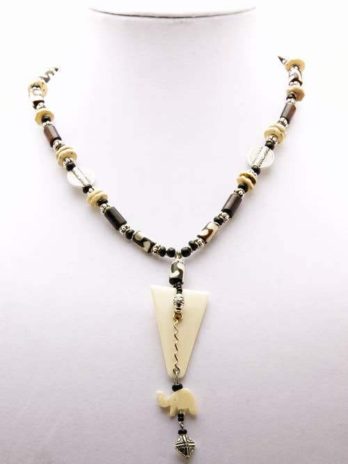 Trapezium Natt & Dag Halsband för wholesale av Maisha