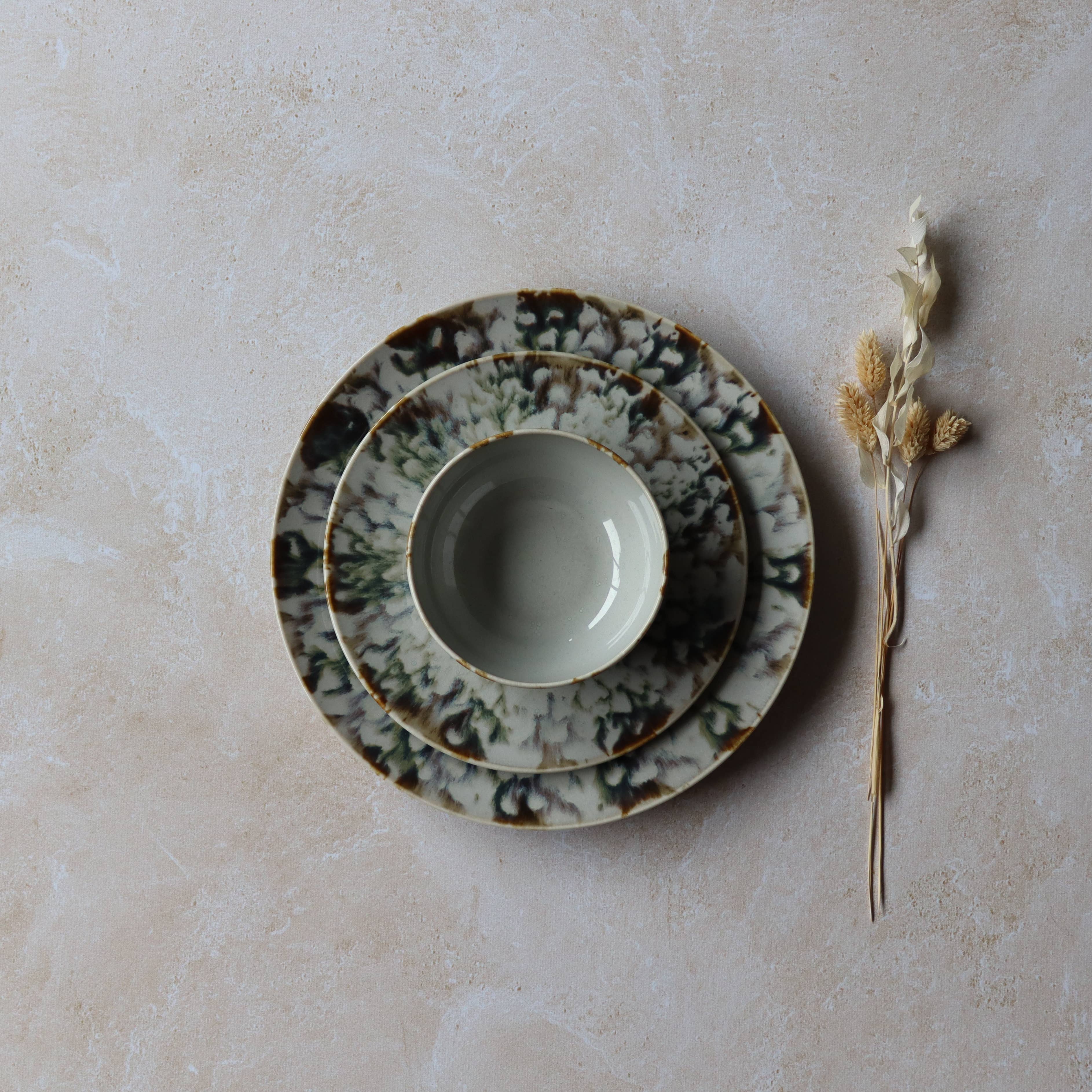 Novastyl - Vente Assiette - Assiette plate MAKA 27cm en porcelaine8