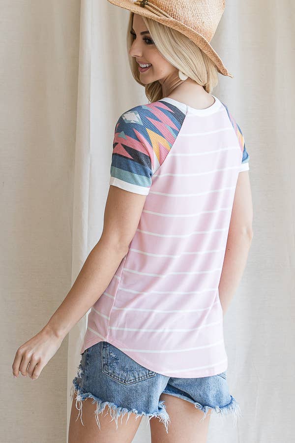 7th Ray – Engroshandel T-shirt – til kvinder – Casual Stribet Aztec Raglan Kortærmet T-shirt T41227