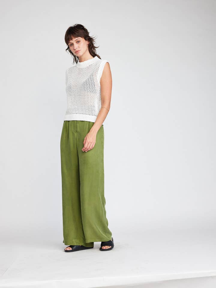 Dade Sleeveless Sweater for wholesale by Self Contrast