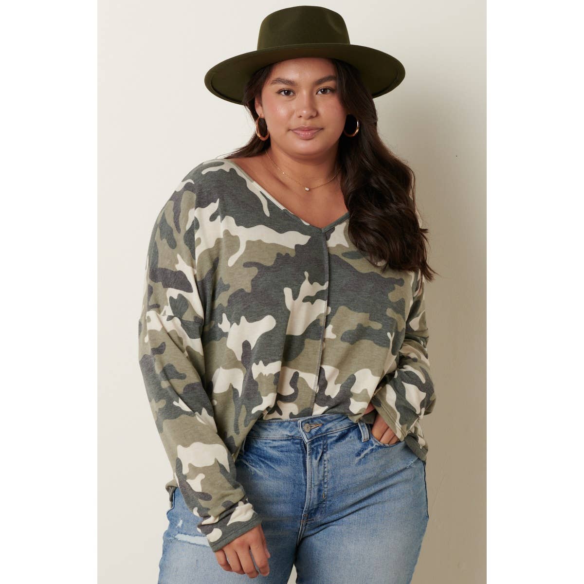 mittoshop – wholesale Stickad topp - Dam – PLUS CAMO V-RINGAD STICKAD TOPP1