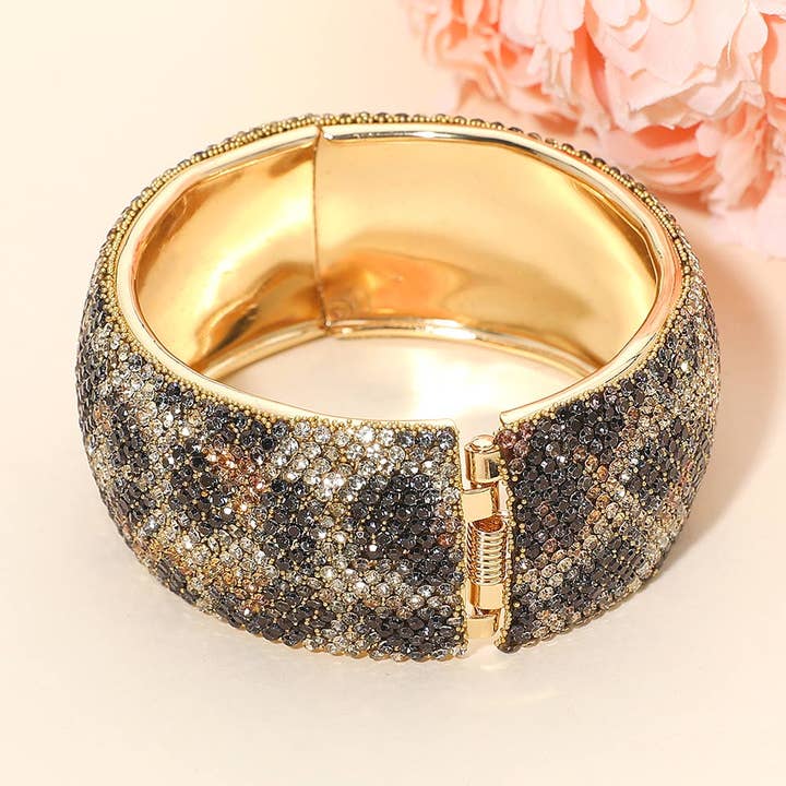 Sensibling Corp. - Venta al por mayor Brazalete - Brazalete de noche ancho con bisagras adornado con perlas y pedrería.23