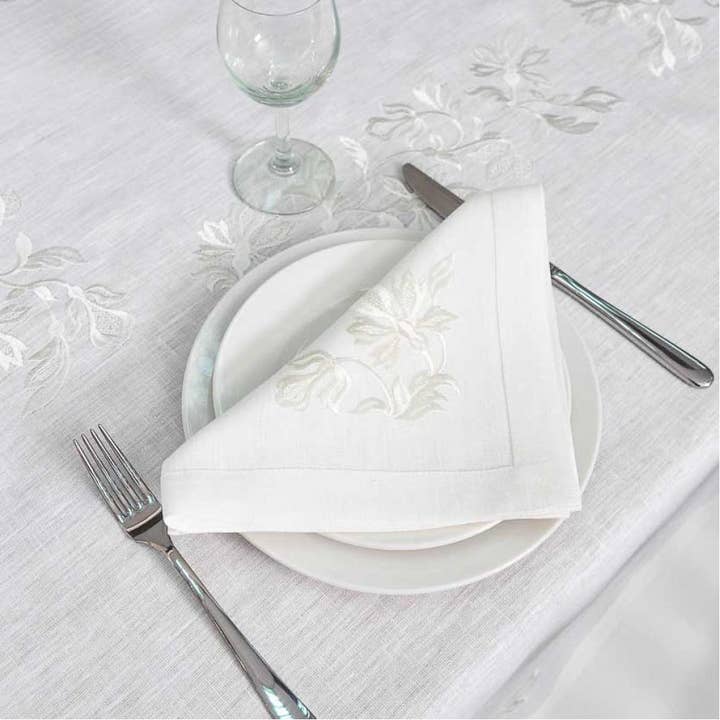 Handmade Originals Ukraine - Wholesale Tafelkleed - Linnen Geborduurd Tafelkleed Premium 240x140 cm - Grace5