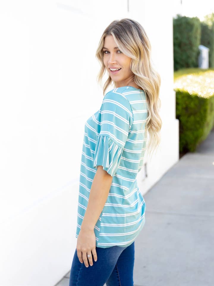 Tickled Teal - Vente Chemisier – femme - Haut Aleigha à manches évasées en forme de rayures1