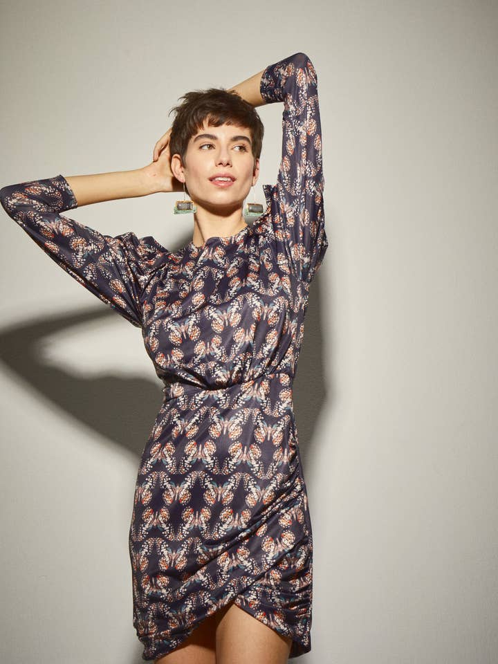 Butterfly Mini Satinkjole for engroshandel hos Dolores Promesas