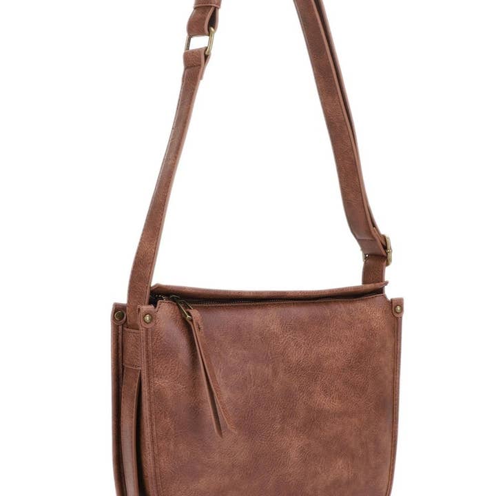 IZ26002 Caughlin Semicircle Structured Crossbody Bag and other Purchase Wholesale corkcicle. Free Returns & Net 60 Terms on Faire trending on Faire.