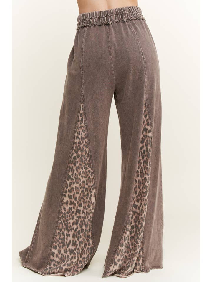 J.Her - Wholesale Pants - Women's - Mineral Washed Leopard Animal Print Flare Pants HP5783P1