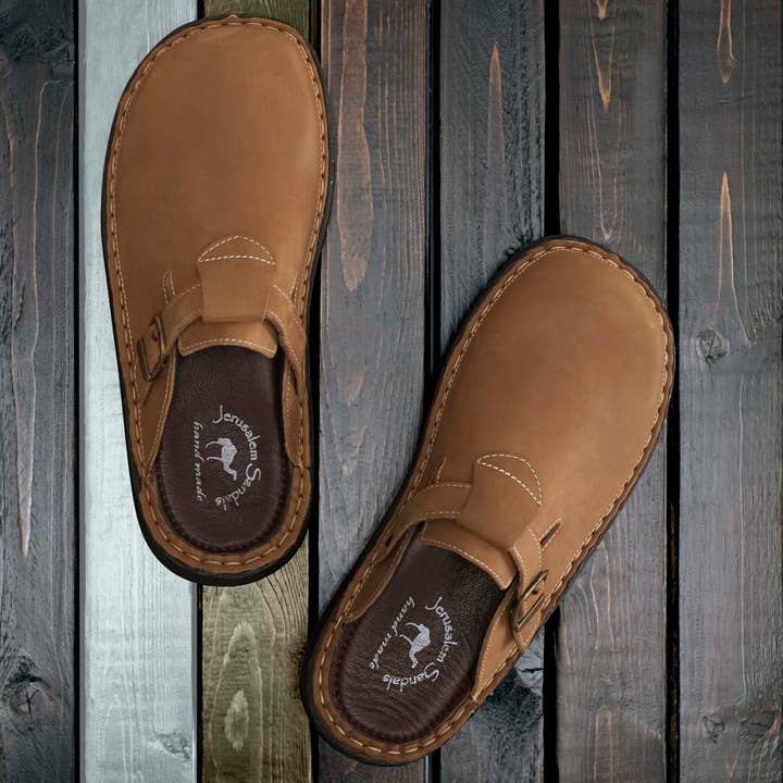 Sawyer - Sandalo con punta zoccolata in pelle | Tan Nubuck per la vendita all'ingrosso da parte di Jerusalem Sandals