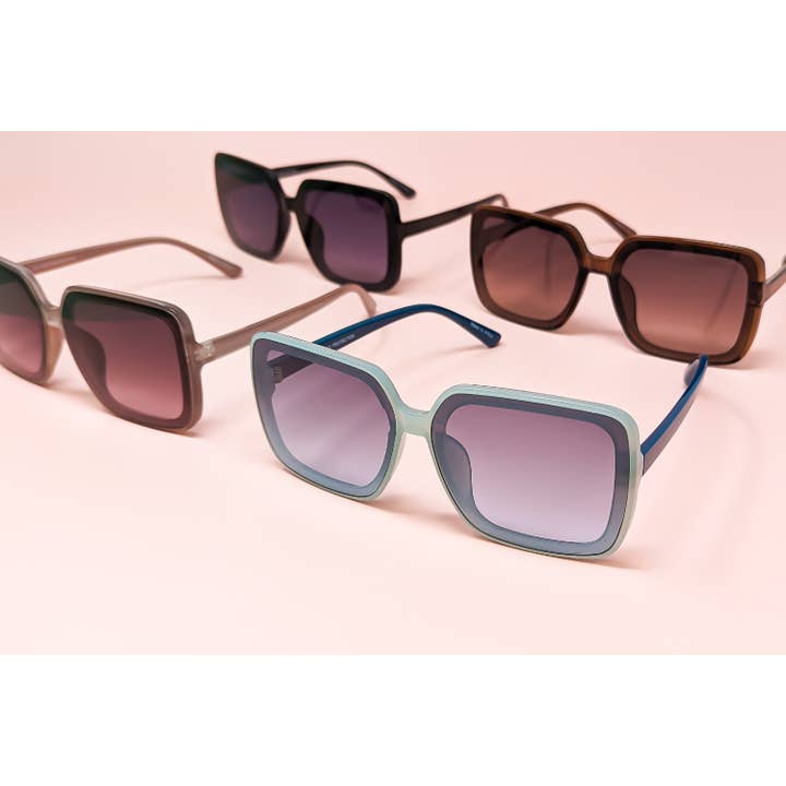 Moderna Minimala Solglasögon för wholesale av Creative Group