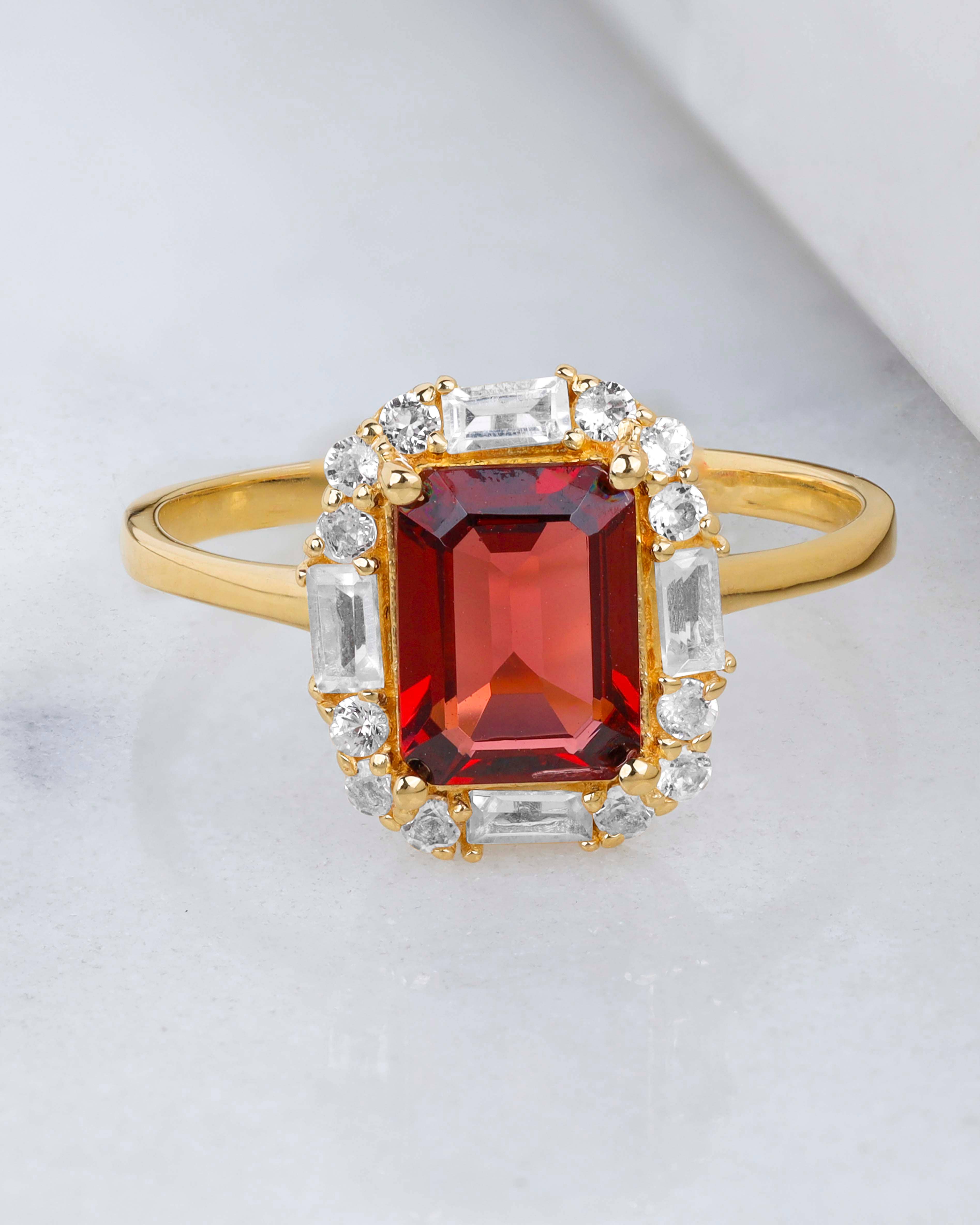 Tiramisu - Wholesale Single Stone/Solitaire Ring - Gold Plated 925 Silver Garnet White Topaz Solitaire Ring1