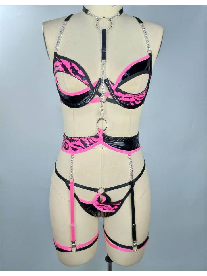 BlackPink Metal chain sexy lingerie set temptation uniform for wholesale on Faire5