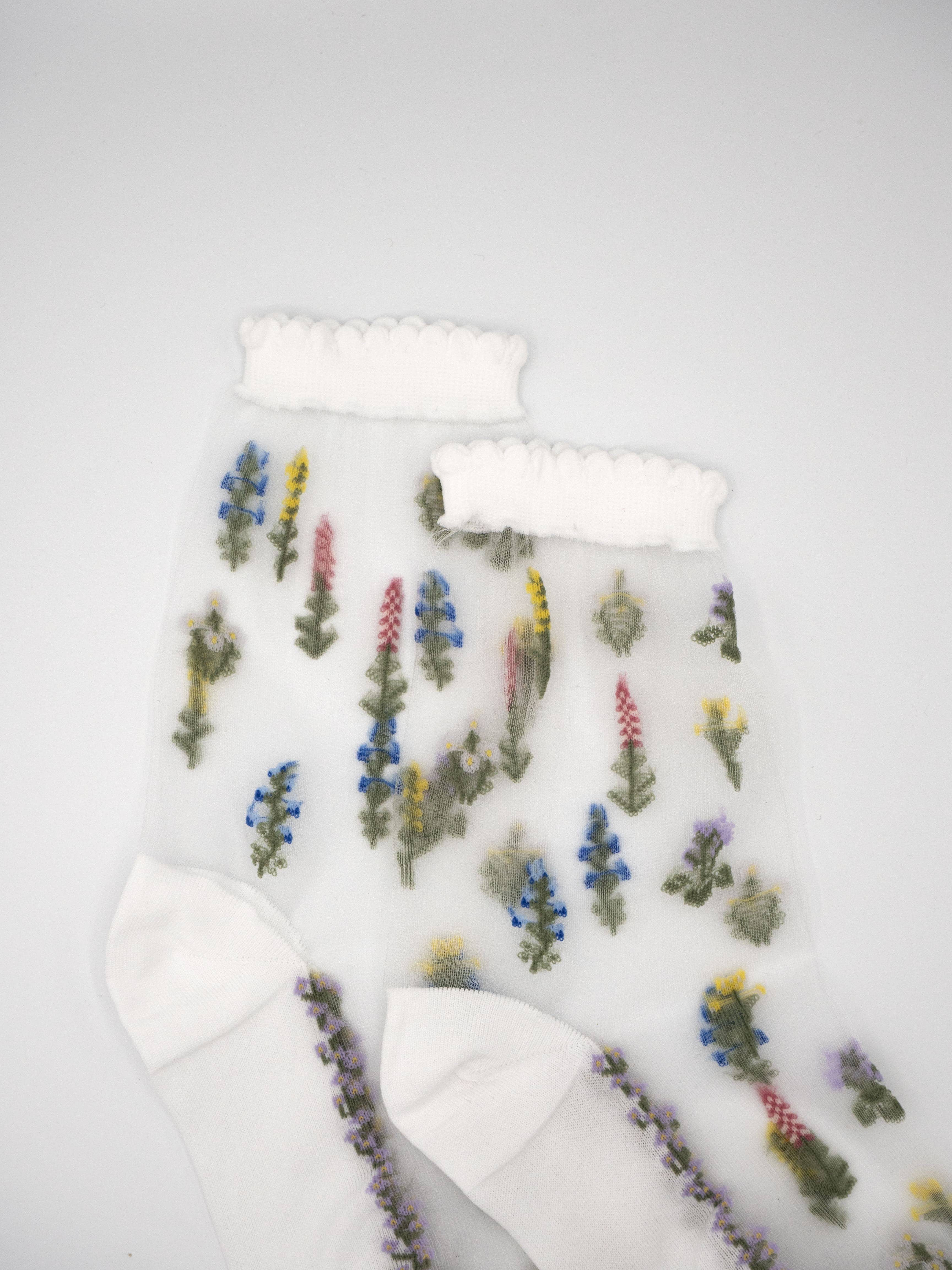 Atelier St Eustache - Vente Chaussettes – femme - Fleurs des champs • Chaussettes transparentes fleurs femme7