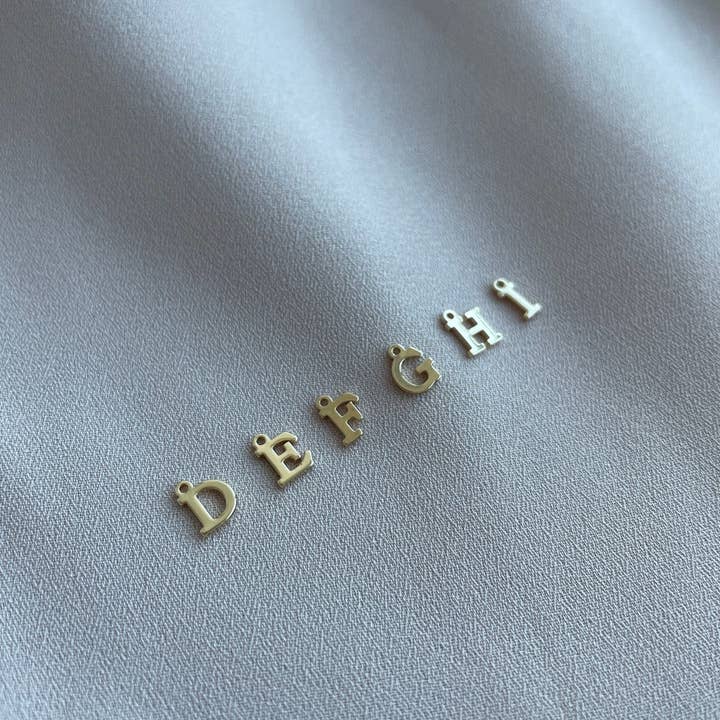 ShopCins – wholesale Pendant/charm necklace – 18K Gold Plated Letter necklace | Initial Necklace | Personalized Gifts | Monogram | Christmas Gift | Bridesmaids Gift | Gift for her |