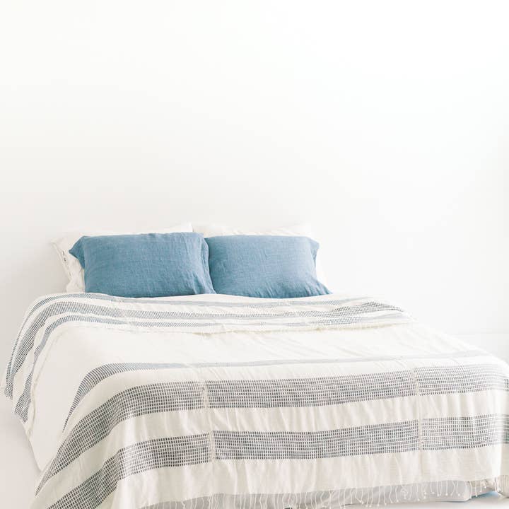 Creative Women - Wholesale Deken - Dotted Deken met 3 panelen | Handgeweven Ethiopisch katoen5