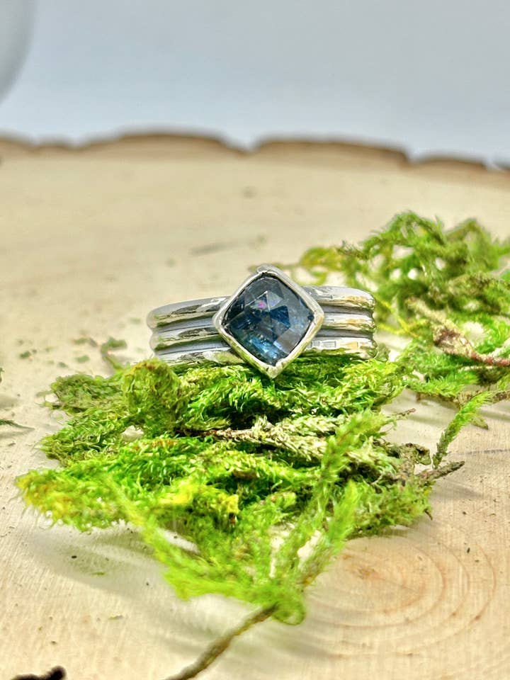 Moss Kyanite Ring - maat 6 voor wholesale door SchaeferWorks Jewelry