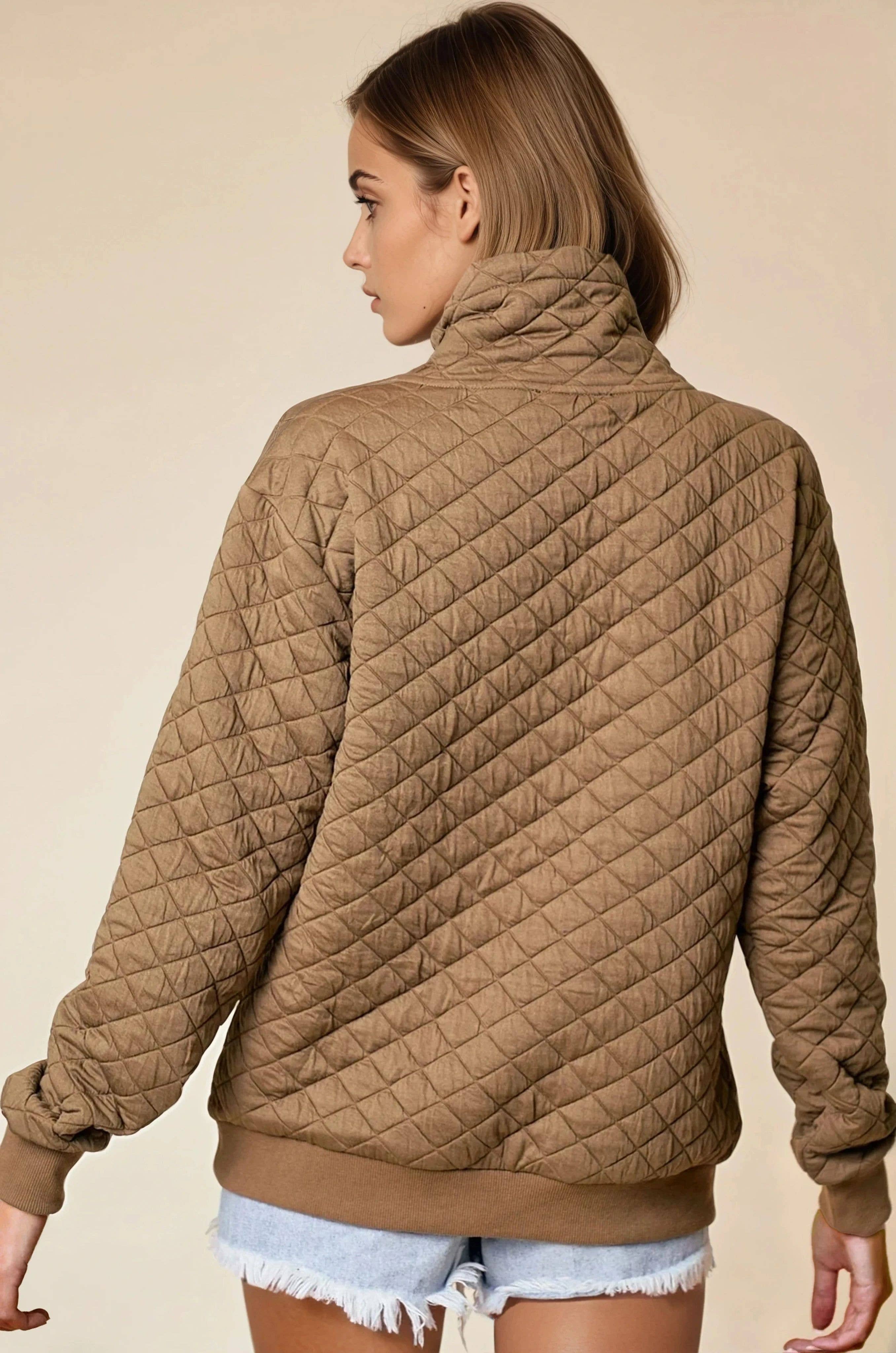 Doe and Rae - Wholesale Sweatshirt - Women's - FUNNEL NECK QUILTED PULL OVER - 43696T3