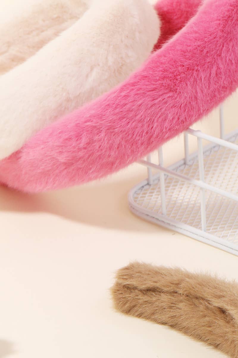 MULTI Fascia per capelli in pelliccia a tre pezzi in vendita all'ingrosso su Faire1